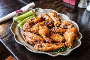 Apple_Valley_Restarant_Wing_Night_Milford_PA